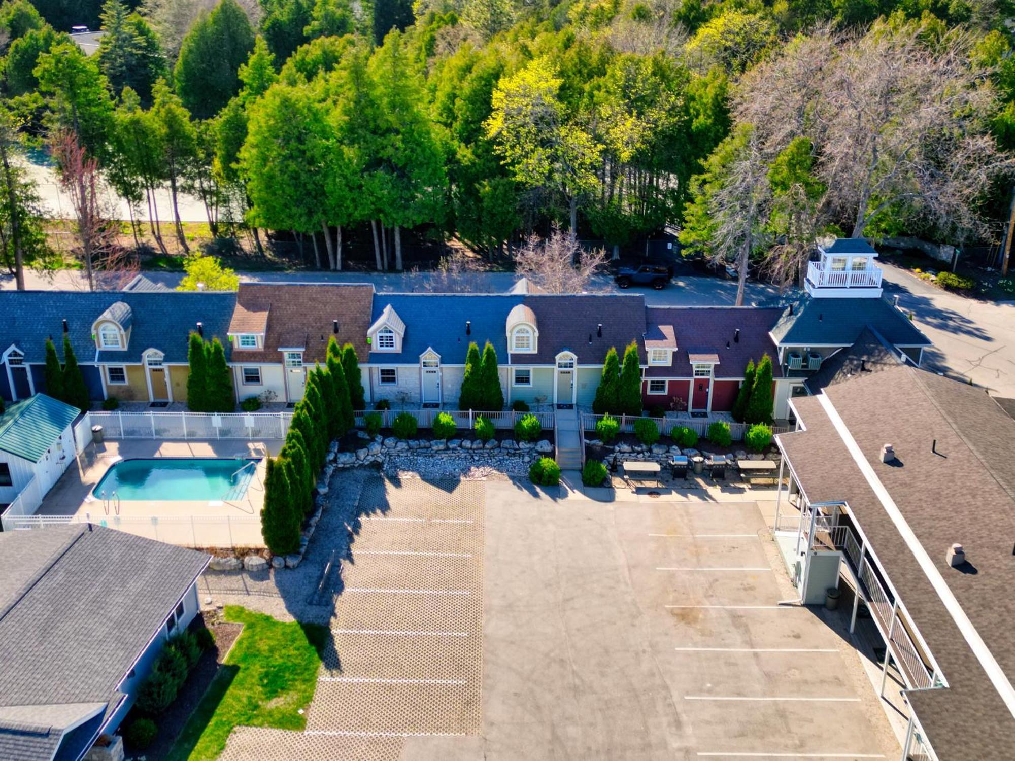Spruce & Shore Motel Фиш-Крик Экстерьер фото